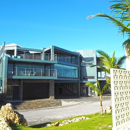วิลลา โอะโมะโระ นะกิจิง Villa นาคิจิน ภายนอก รูปภาพ