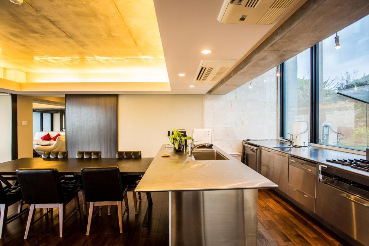 วิลลา โอะโมะโระ นะกิจิง Villa นาคิจิน ภายนอก รูปภาพ