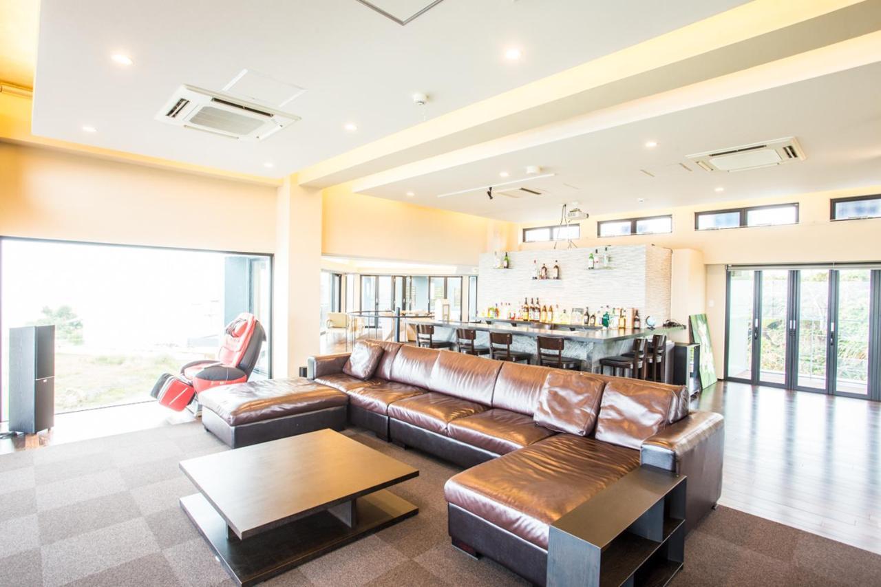 วิลลา โอะโมะโระ นะกิจิง Villa นาคิจิน ภายนอก รูปภาพ